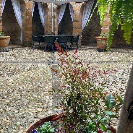 Orvieto: Spacious 3Br 3Ba Apartment With Balcony & Patio Экстерьер фото